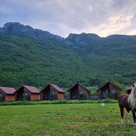 Отель Ethno Katun Rosi Agrotourism Gusinje Экстерьер фото