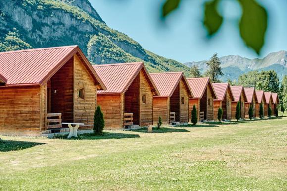 Отель Ethno Katun Rosi Agrotourism Gusinje Экстерьер фото
