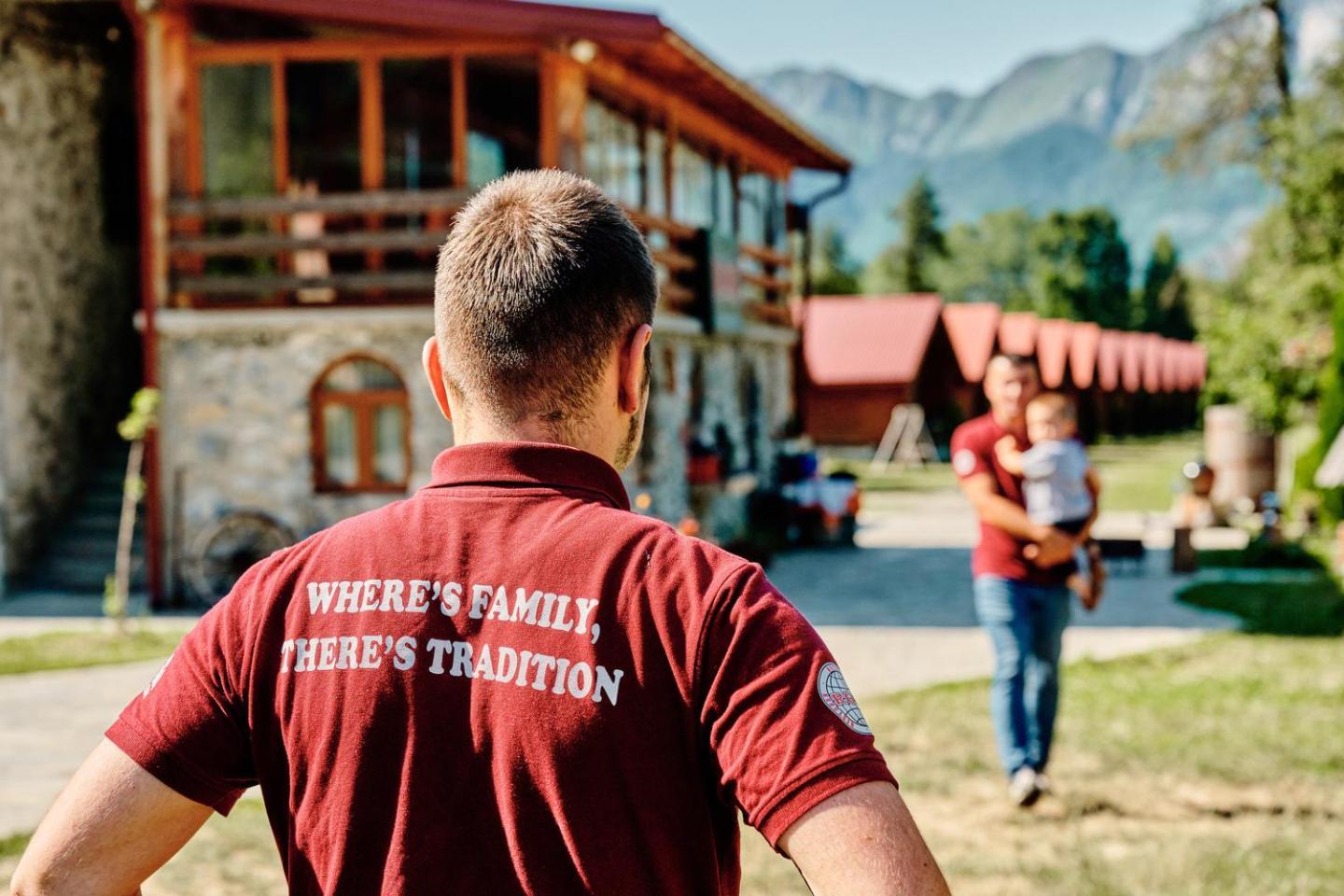 Отель Ethno Katun Rosi Agrotourism Gusinje Экстерьер фото