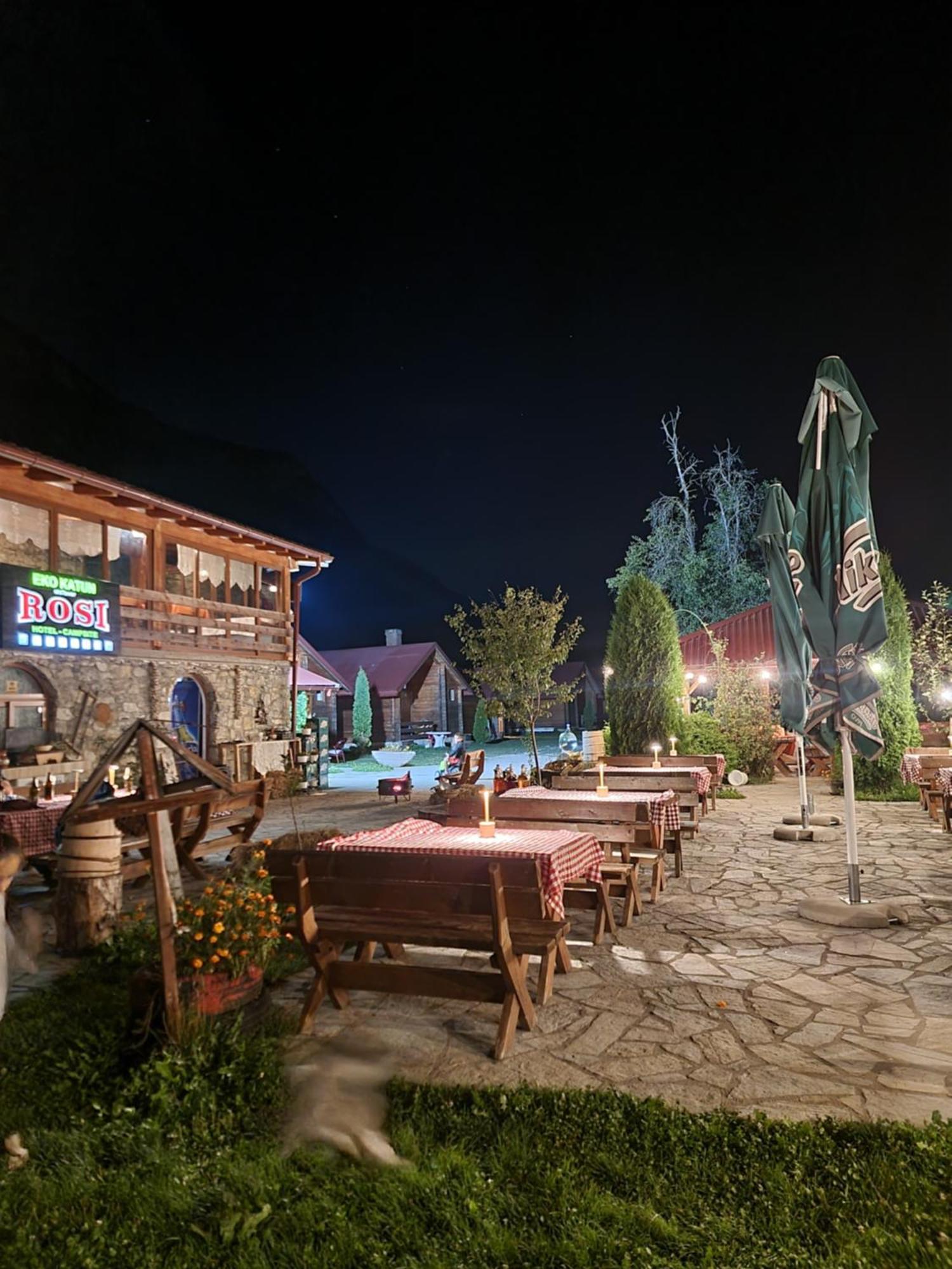 Отель Ethno Katun Rosi Agrotourism Gusinje Экстерьер фото